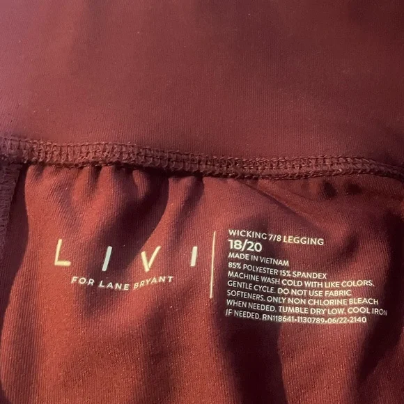 Livi Active Red and Burgundy High-rise Pocket Leggings - Picture 6 of 7